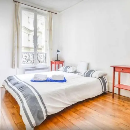 De Charme De 60 M2 Entre Montmartre Et Batignolles Apartment *