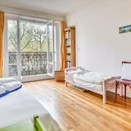 De Charme De 60 M2 Entre Montmartre Et Batignolles Apartment *